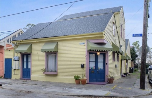 Carrollton House | The Historic Corner Store in Riverbend