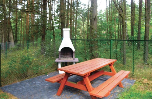 Szemud House | The holiday home is located on a large, fenced plot in the village of Kamie.