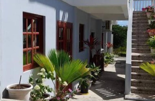 Union Island House | The Home Hotel - Badeau Apt