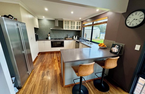 Deanmill House | "The Homestead" at Dalton's Paddock - 7 min from Manjimup