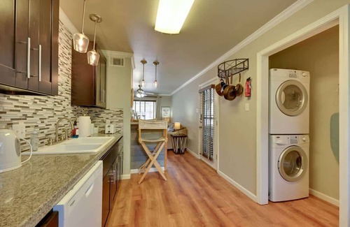Nacogdoches Apartment | The Homestead | Boutique 2BR Near SFA & Downtown