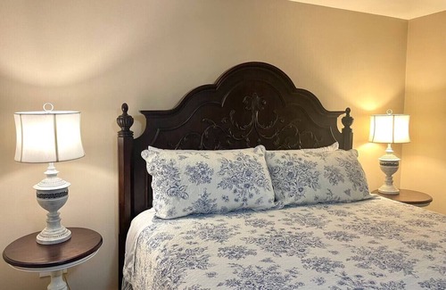 Eastland Hotel | The Hondo Room at The Eastland Historic Hotel