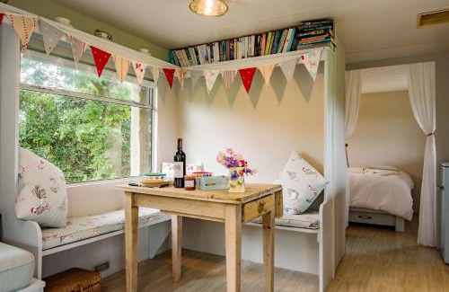 Stuppington House | The HoneyPot