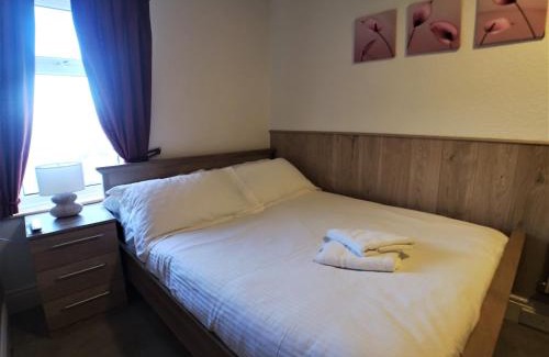 South Shore Bed & Breakfast | The Hopton Hotel