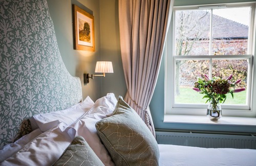 East Ashling Bed & Breakfast | The Horse and Groom