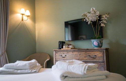East Ashling Hotel | The Horse and Groom Inn
