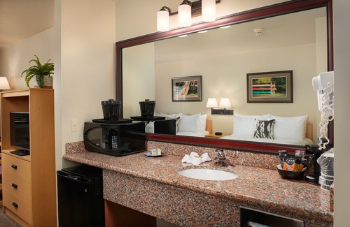 Garibaldi Hotel | The Hotel Garibaldi