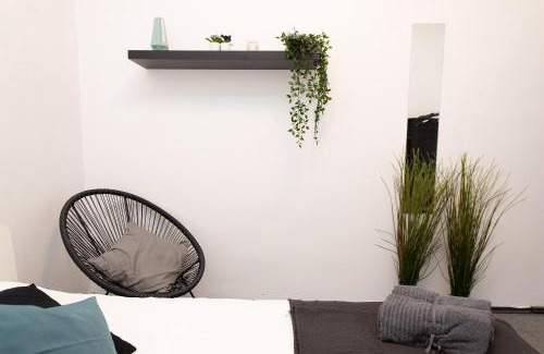 Old Town Hostel | The house black
