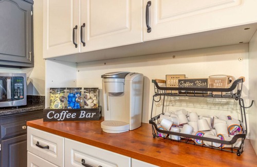Logan House | The Howling Buck Lodge