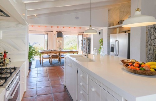 Canillas de Aceituno Villa | The Hunting Lodge Alcaucín by Ruralidays