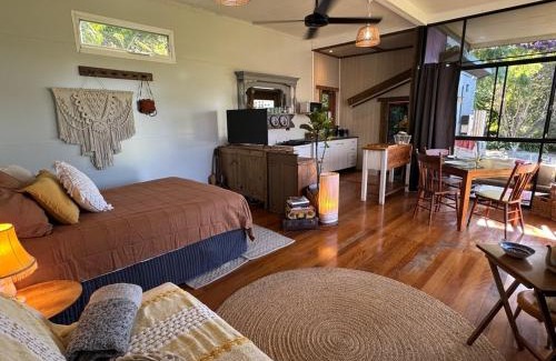 Rossglen House | The Hut at Rossglen-Camden Haven