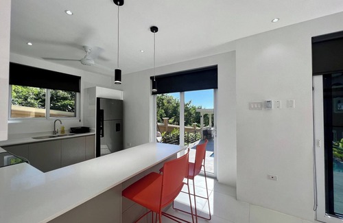 New Hope Apartment | The Indianna ~ Luxury Pool & Spa