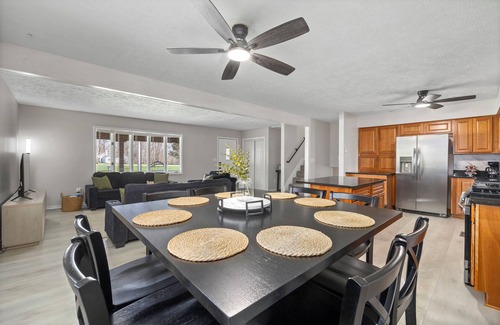 Milan House | The Indoor Oasis- Indoor Heated Pool Near Cedar Point & Sandusky