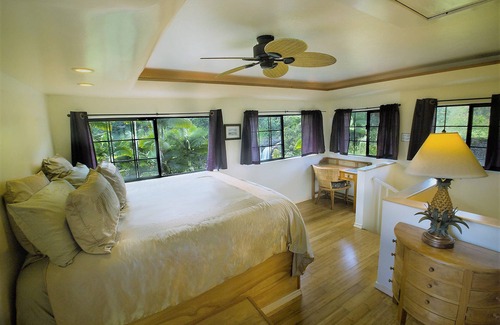 Hilo Bed & Breakfast | The Inn at Kulaniapia Falls