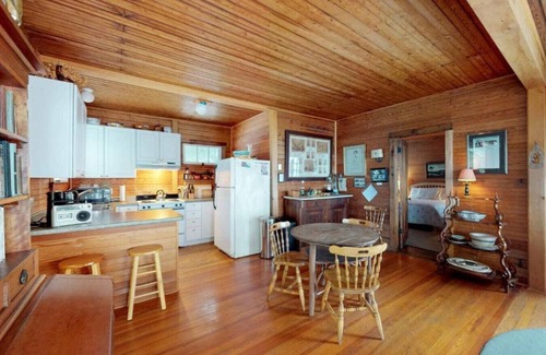 Grand Isle House | The Island Lakehouse