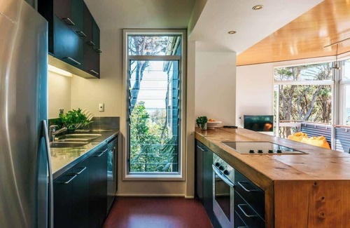 Omiha House | The Island Treehouse - Our Island