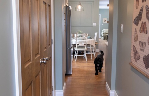 Port Rowan House | The Ivy Cottage