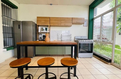 San Salvador Bed & Breakfast | The Jaguar House-Large Stunning Home In Upscale Escalon with Volcano View