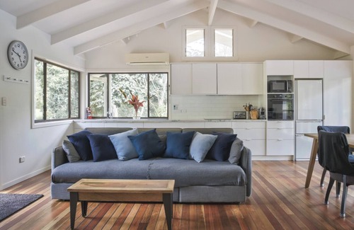 Upper Coopers Creek Apartment | The Jewel of the Valley