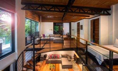 Nosara Villa | The Jungle Loft, 7 min Walk to Guiones beach + Jacuzzi