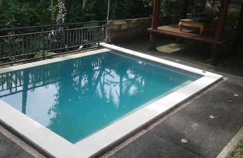 Melayang House | The Junjungan Bungalow