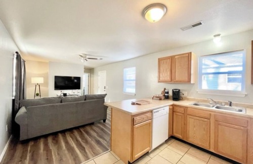 West Plains House | The Kay-924
