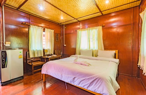 Choeng Mon Bed & Breakfast | THE KIBU THAI GUEST HOUSE - near to Big Buddha!