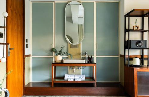 Dadar Hotel | The Kin Hotel