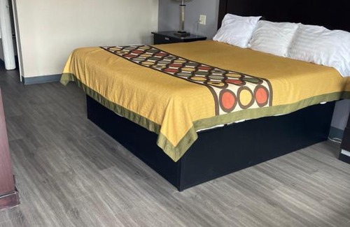 Kinder Hotel | The Kinder Inn