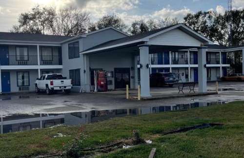 Kinder Hotel | The Kinder Inn