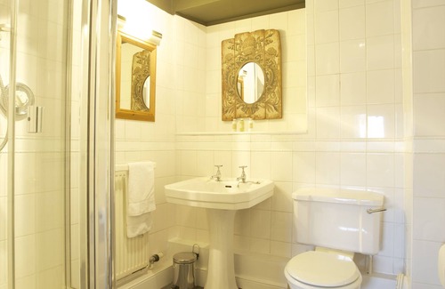 Badminton Hotel | The Kings Arms