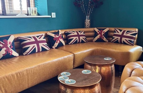 Brooke Hotel | The Kings Head Inn