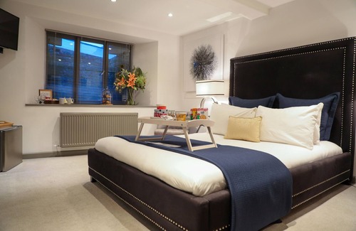Marlborough Bed & Breakfast | The Kingsbury at No7 & No8