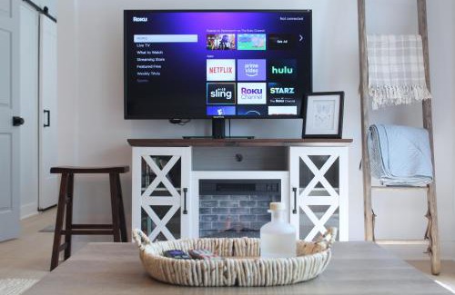Cloverdale House | The Lake Barndominium