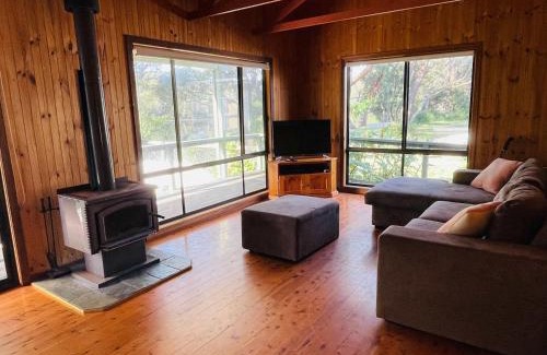 Lake Tabourie House | The Lake Cabin