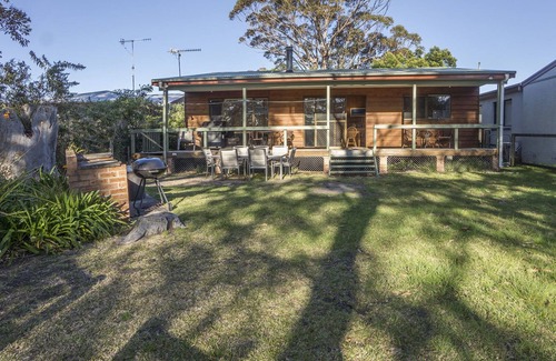 Lake Tabourie House | The Lake Cabin Summar