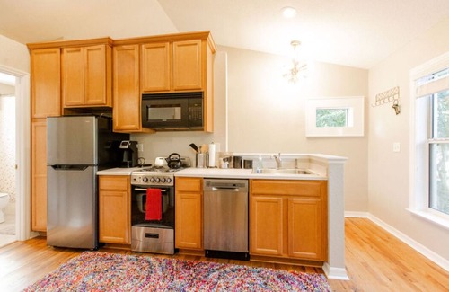East Lake Morton House | The Lake Morton Loft in Historic Downtown Lakeland, FL