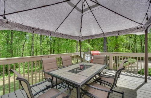 Gumlog House | The Lake Place Cabin with Golf Cart and Free Kayaks!