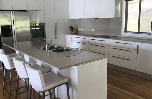 Bungwahl House | The Lake Retreat - southern shores of Smiths Lake