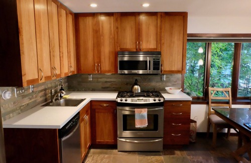 Pine City House | The Lakehaus—Exceptional lakefront property—just 70mi from the Twin Cities