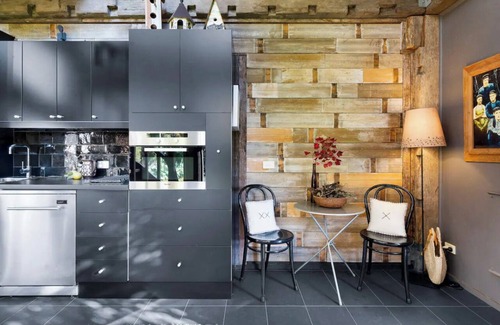 Wildes Meadow House | The Lakeside Barn - Design Masterpiece with Views!
