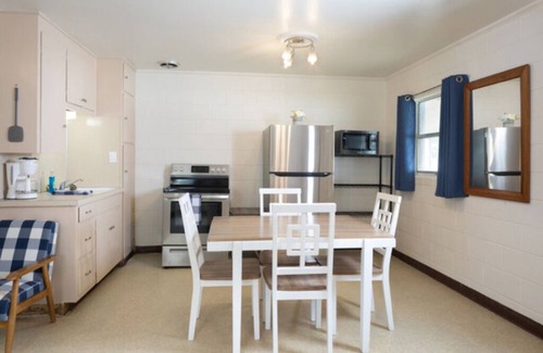 Tow Apartment | The Lakeside Studio 2