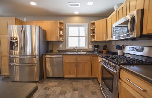 South Haven House | The Landing Spot on West Lake Sylvia