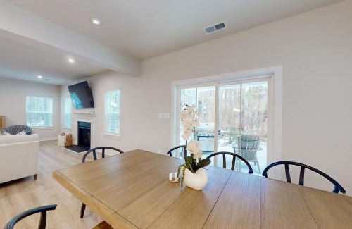 Bayside House | The Landings 12127