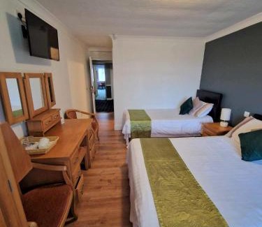 Tarbert Hotel | The Lanterns Hotel