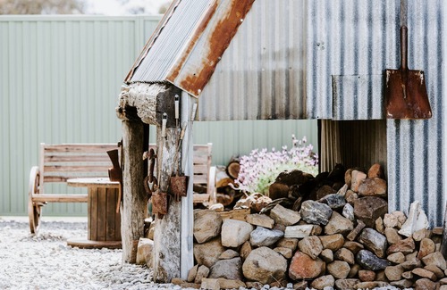 Ilford Cabin | 'The Laundry' at Hepburn Retreat, Mudgee Region NSW