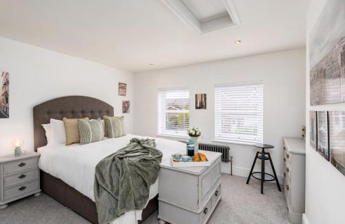 Kirk Sandall Villa | The Laurel Cottage