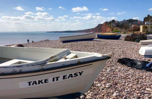Budleigh Salterton Bed & Breakfast | The Lawns B & B