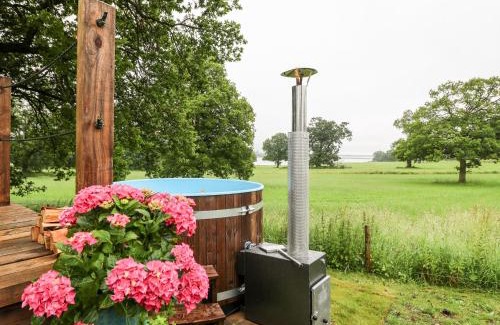 Rugeley House | The Lazy Mare by The Water