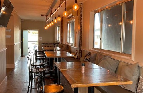 Harden Hotel | The Light Horse Hotel